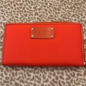 Kate Spade Neda coral nylon wallet